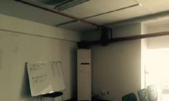 圖 綠地東海岸 甲級(jí)寫(xiě)字樓 帶辦公用品出租 朝南 上海租房