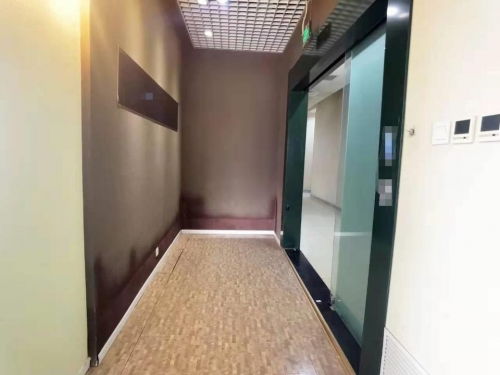 霄云路 網信大廈 143平 精裝帶家具 帶上下水 兩面采光出租 辦公樓租賃 北京我愛我家