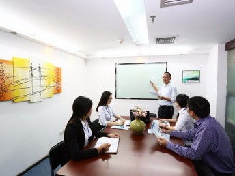 深圳漢京國際商務(wù)中心精品辦公室特價招租，創(chuàng)富港助力企業(yè)高效發(fā)展