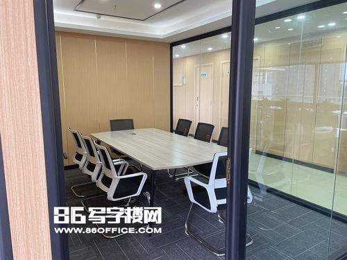 重慶融景中心寫字樓 精裝帶家具，坐北朝南風水佳，拎包入住