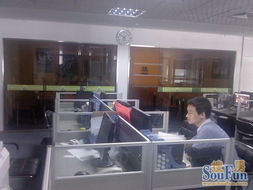 武漢世界城廣場高樓層豪華寫字樓招租 光廠視野，僅需62元/㎡